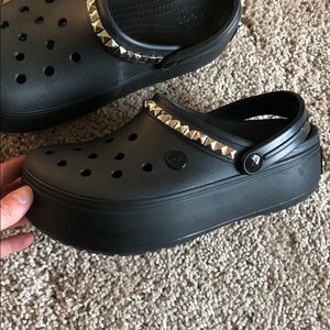 goth crocs platform